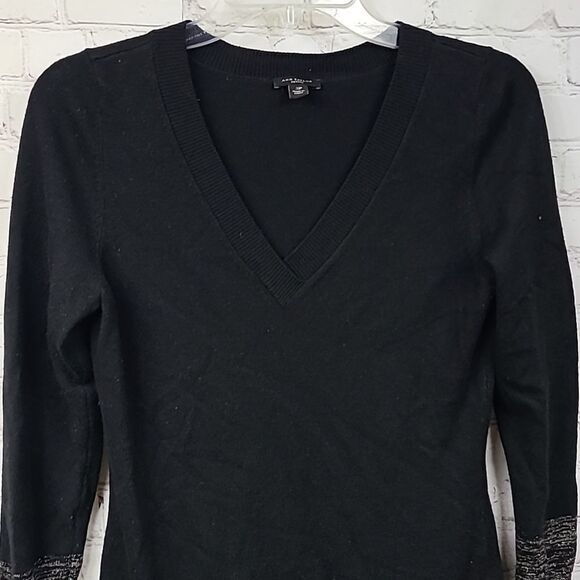 Ann Taylor Petite Wool Blend V-Neck Sweater Dress Black Gold Shimmer Winter Knit - Picture 3 of 12